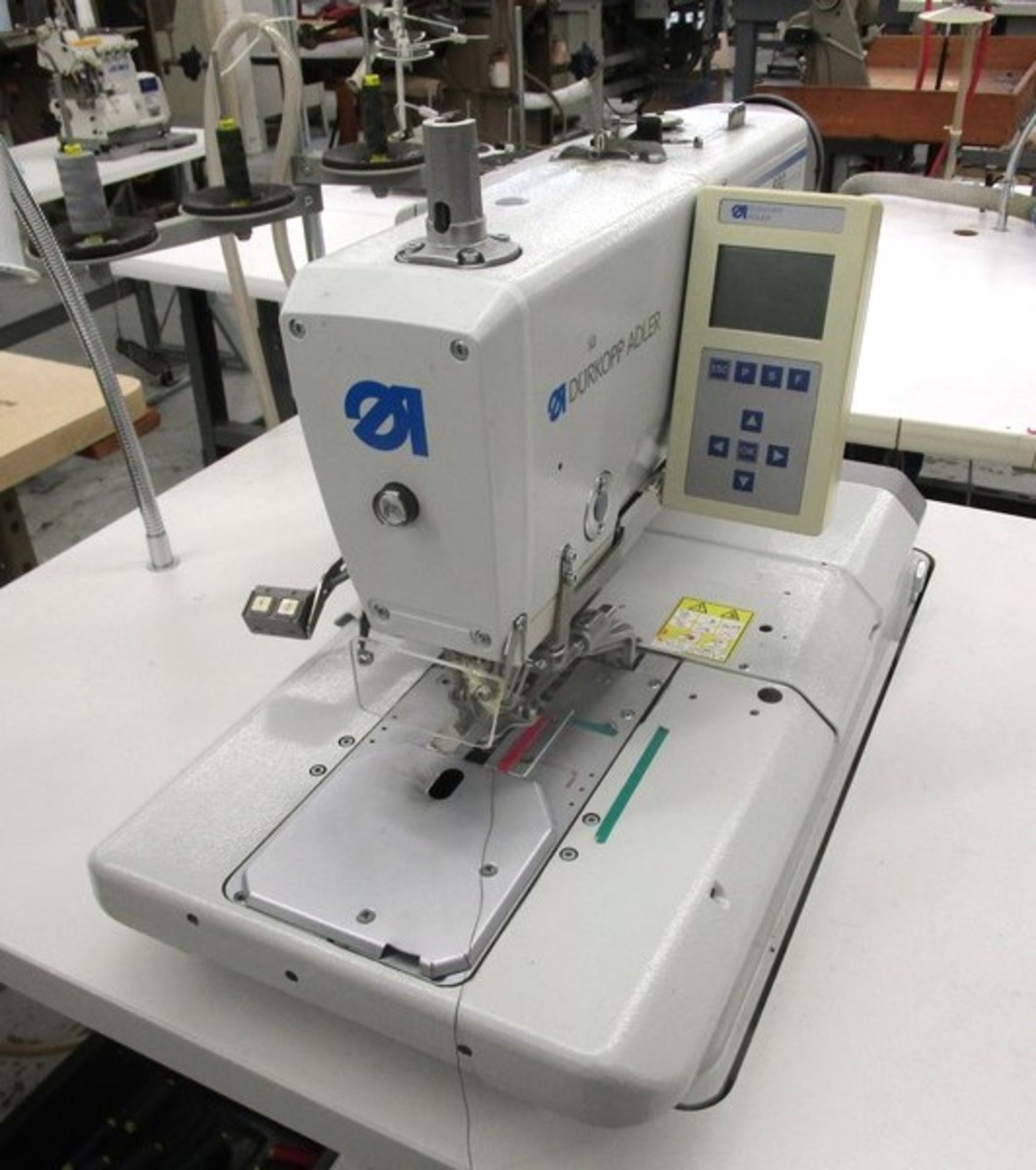 Sewing machine 