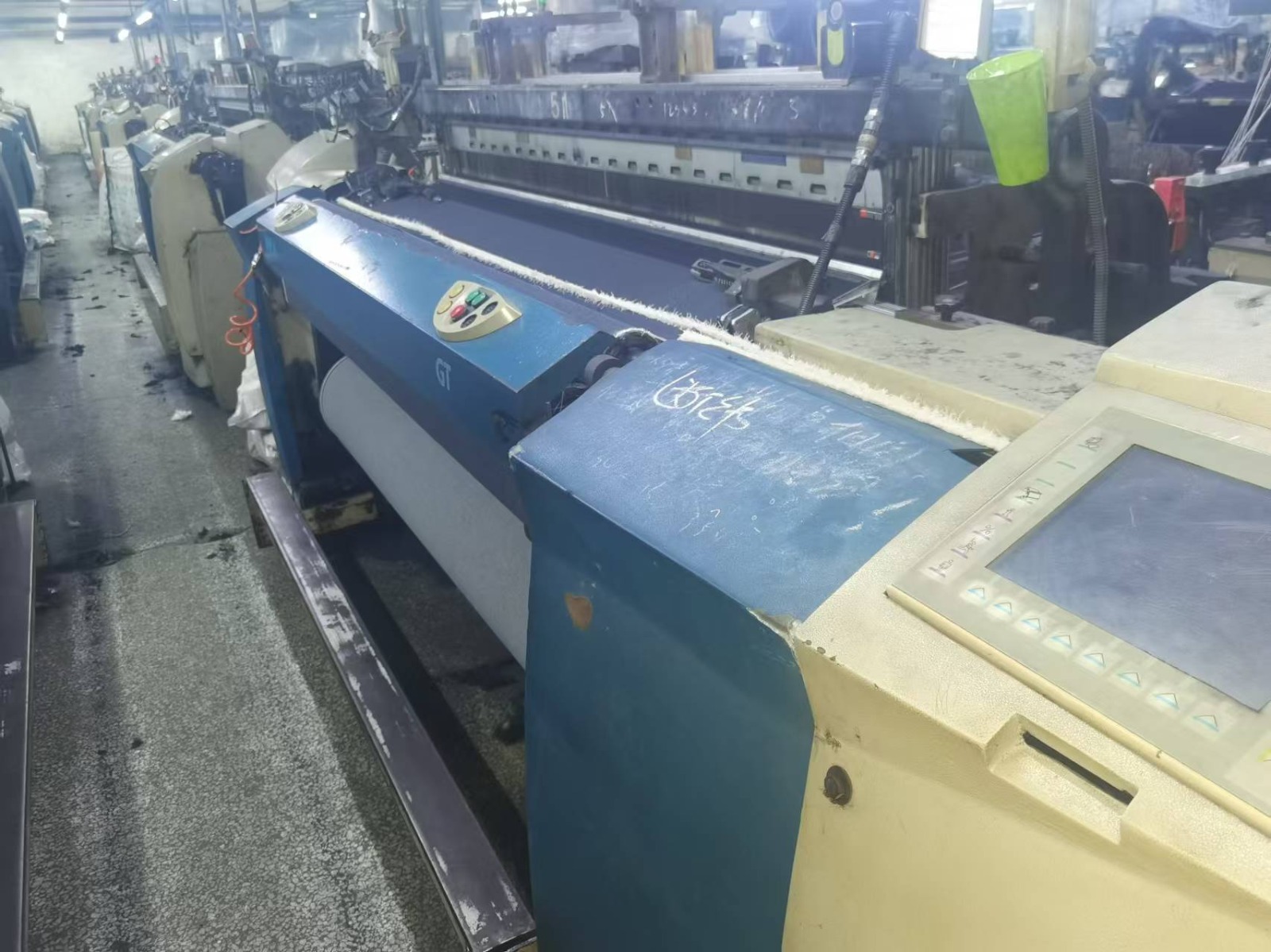 Picanol GT MAX loom