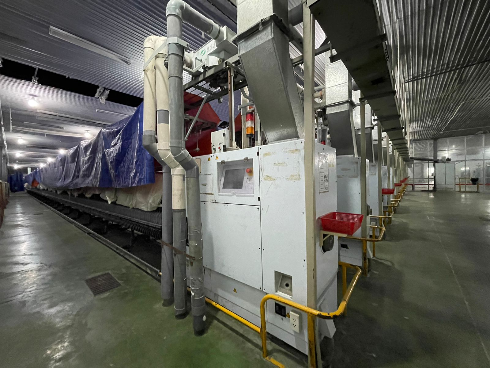 ring spinning machine